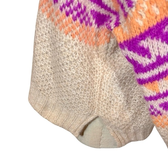 Xirena Sofia Alpaca Jacquard Knit Chunky Boxy Cropped Sweater in Dahlia Fiesta - Picture 8 of 12